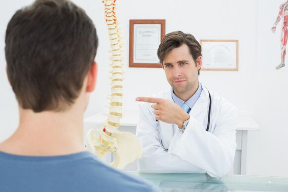 konzultace lékaře s cervikální osteochondrózou